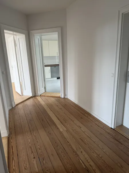Stilvoll sanierte 2-Zimmer-Altbauwohnung mit hochwertiger Ausstattung in Berlin-Tegel — photo 1